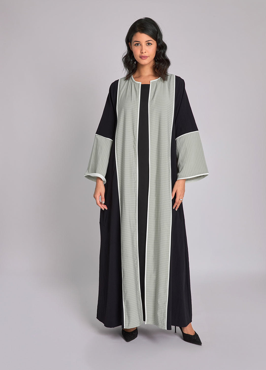 Amelia Abaya — Black