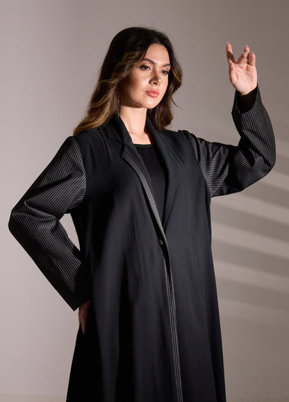 Yasmina Abaya — Black