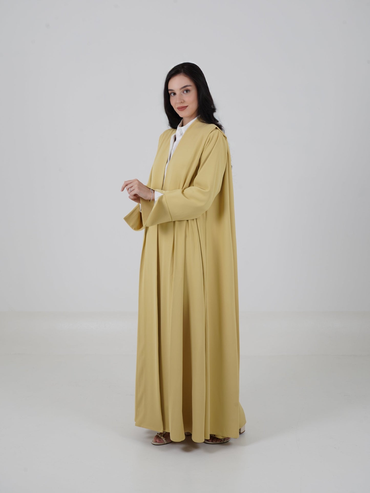 The Nasma Abaya — Yellow