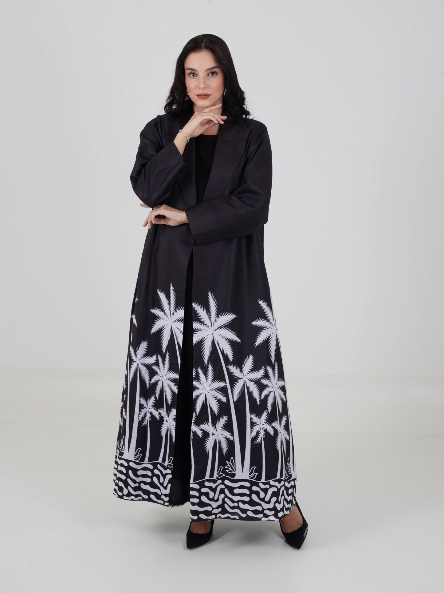The Palm Abaya — Black